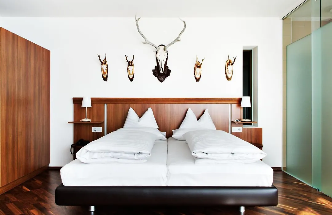 Casinohotel Velden-1